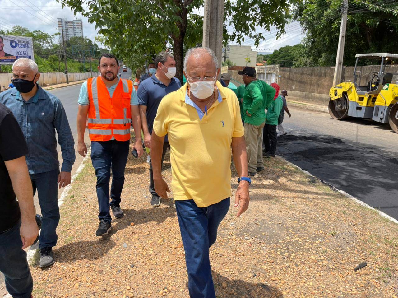 Prefeito Dr. Pessoa visita obras no bairro Satélite, em Teresina